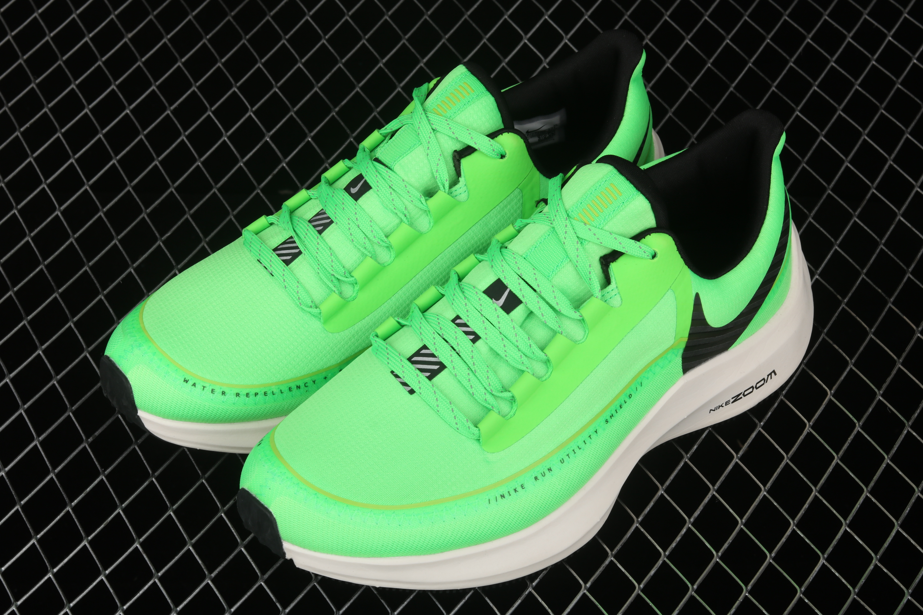 Nike Air Zoom Winflo 6 Shield Green Black Shoes